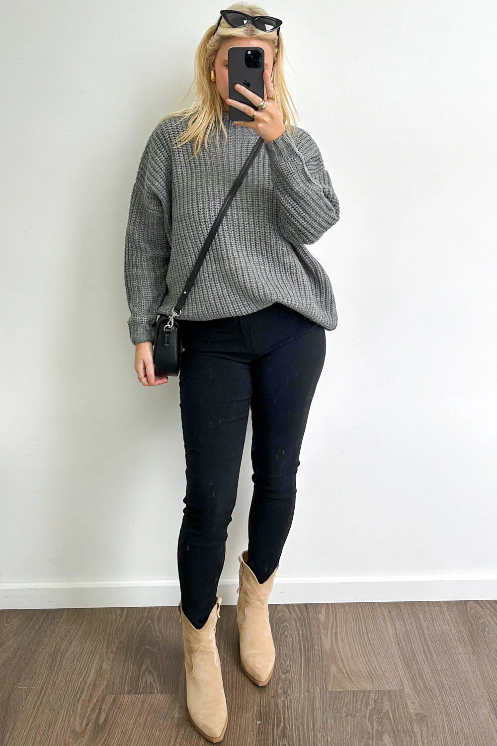 Alexa Pants - Black - Image 3