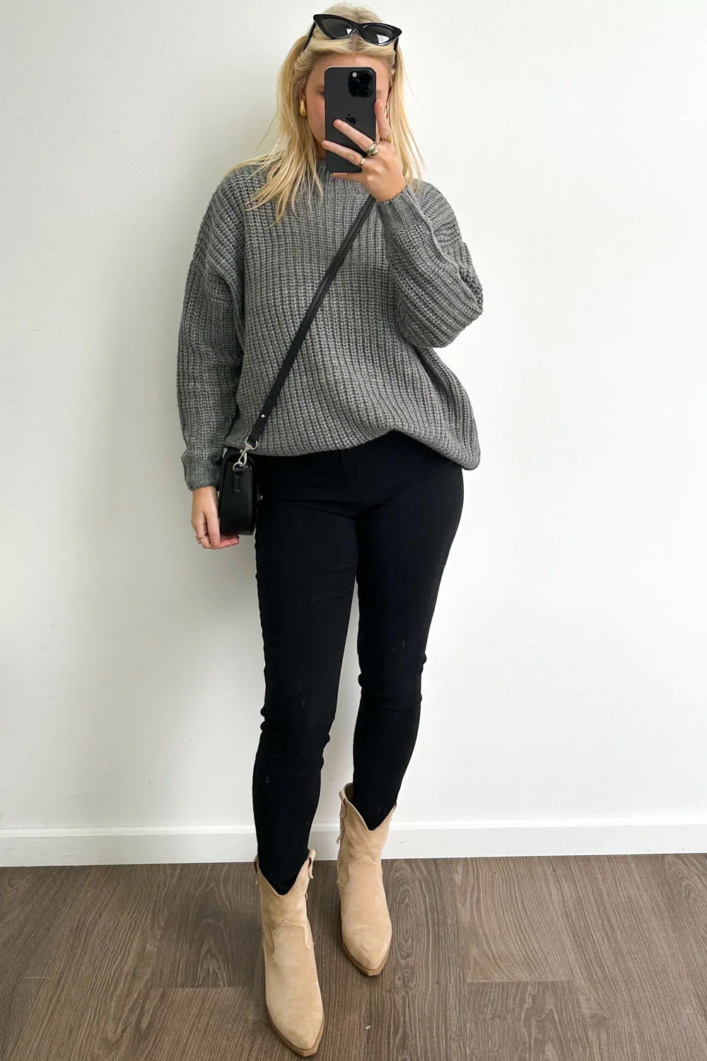 Alexa Pants - Black - Image 5