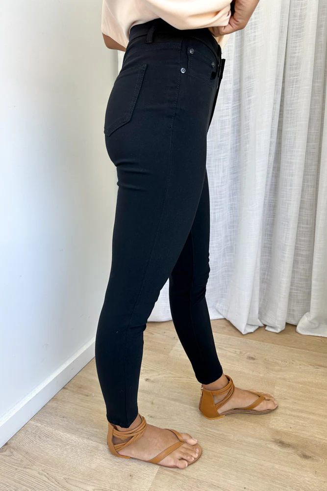Alexa Pants Petite - Black - Image 4