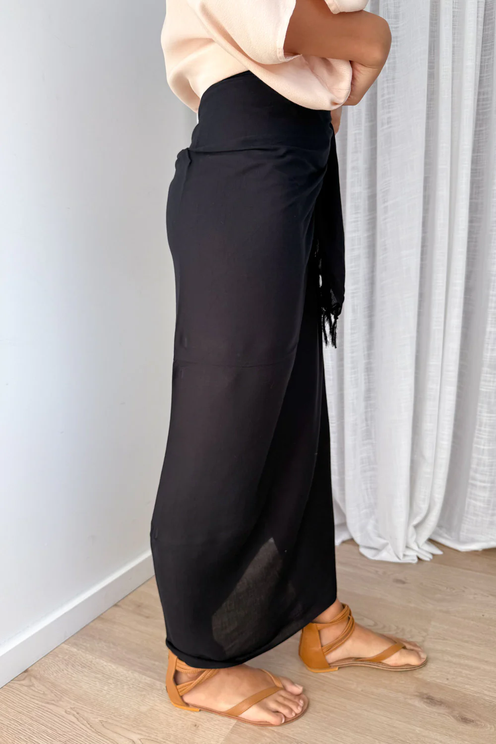 Beach Sarong - Black - Image 32