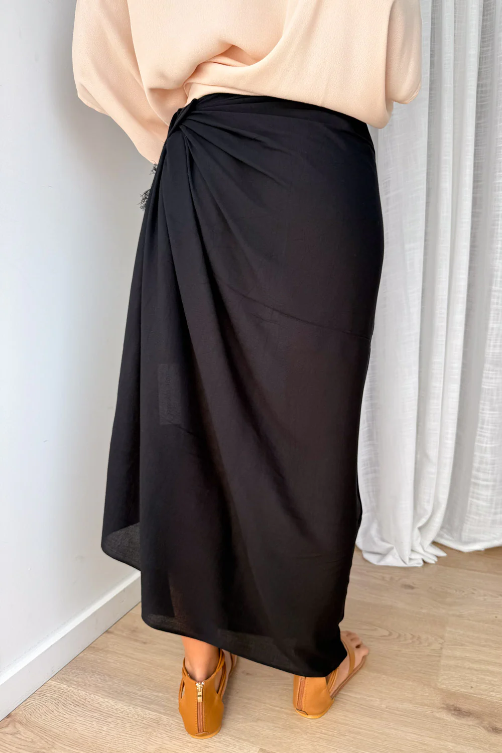 Beach Sarong - Black - Image 33