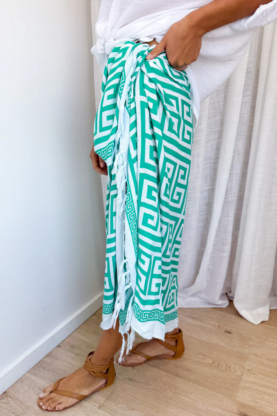 Beach Sarong - Black - Image 5