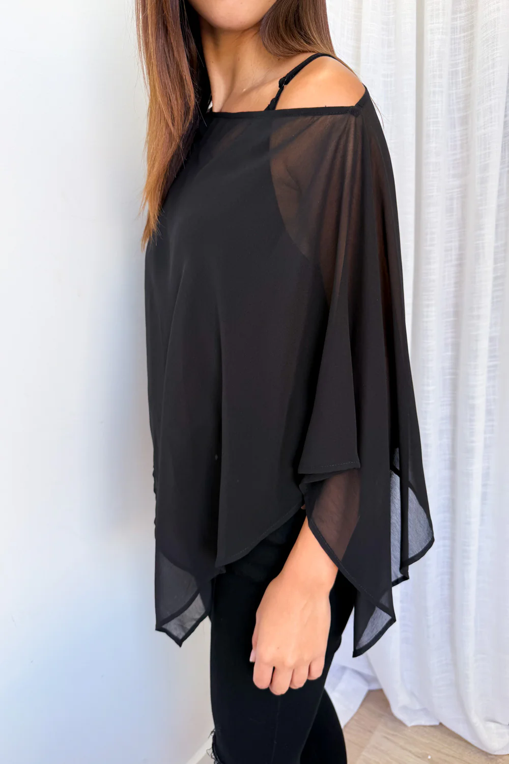 Bella Poncho - Black - Image 4