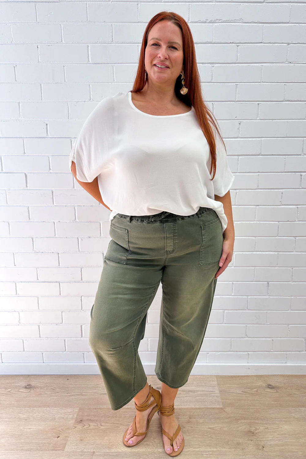 Camilla Crop Barrel Leg Jeans - Khaki Denim - Image 11