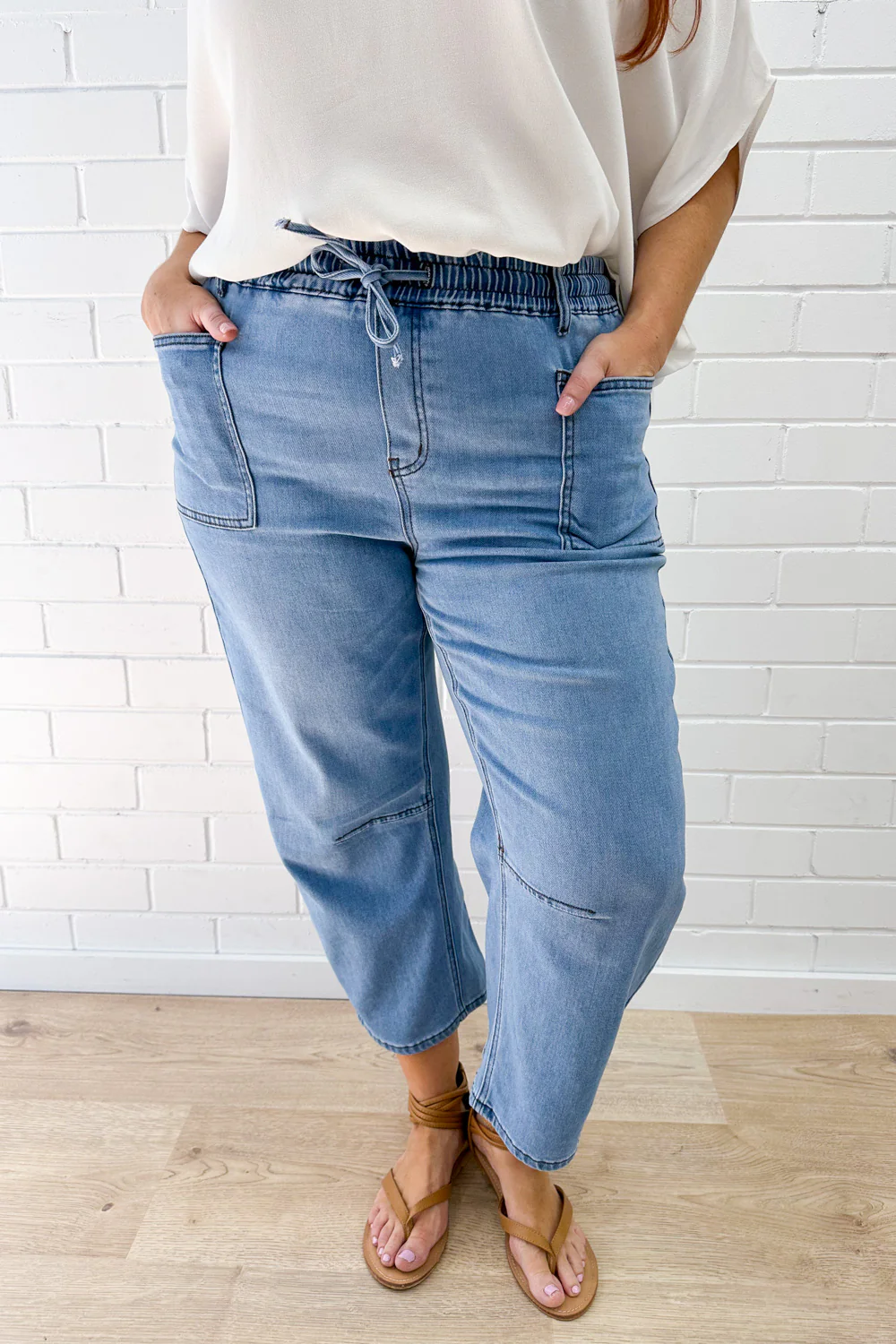 Camilla Crop Barrel Leg Jeans - Light Denim - Image 12