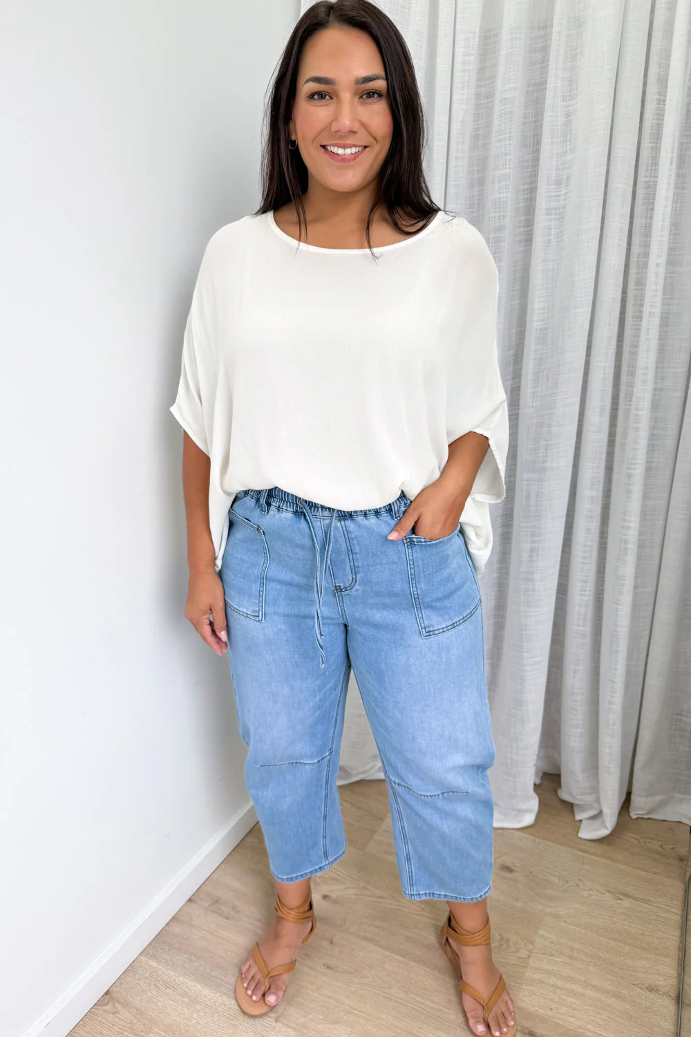 Camilla Crop Barrel Leg Jeans - Light Denim - Image 7
