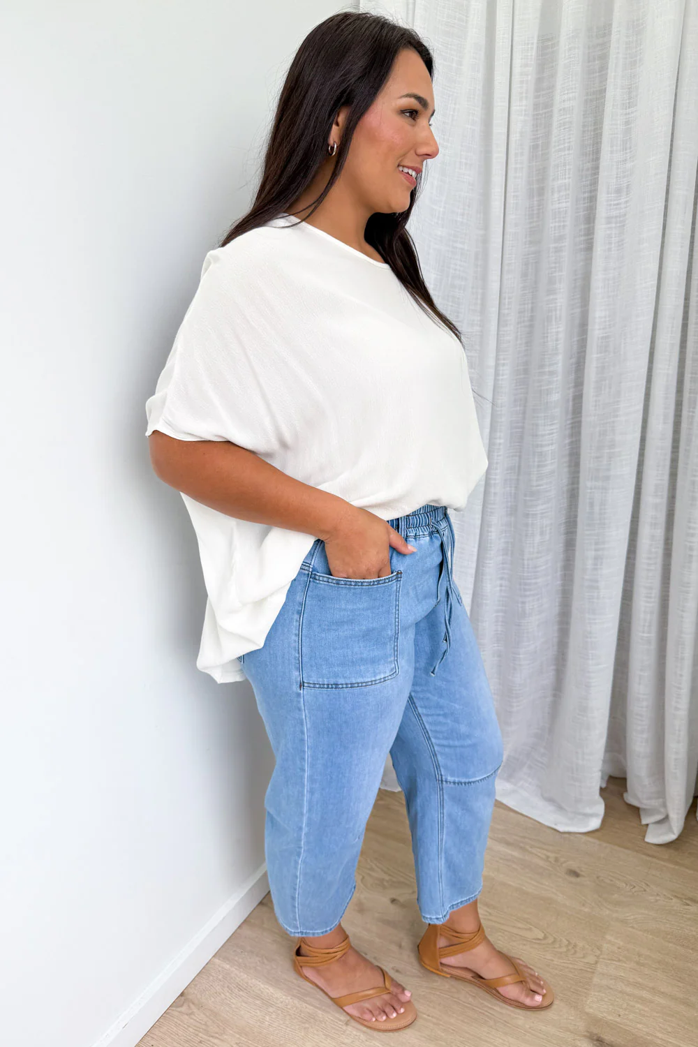 Camilla Crop Barrel Leg Jeans - Light Denim - Image 8