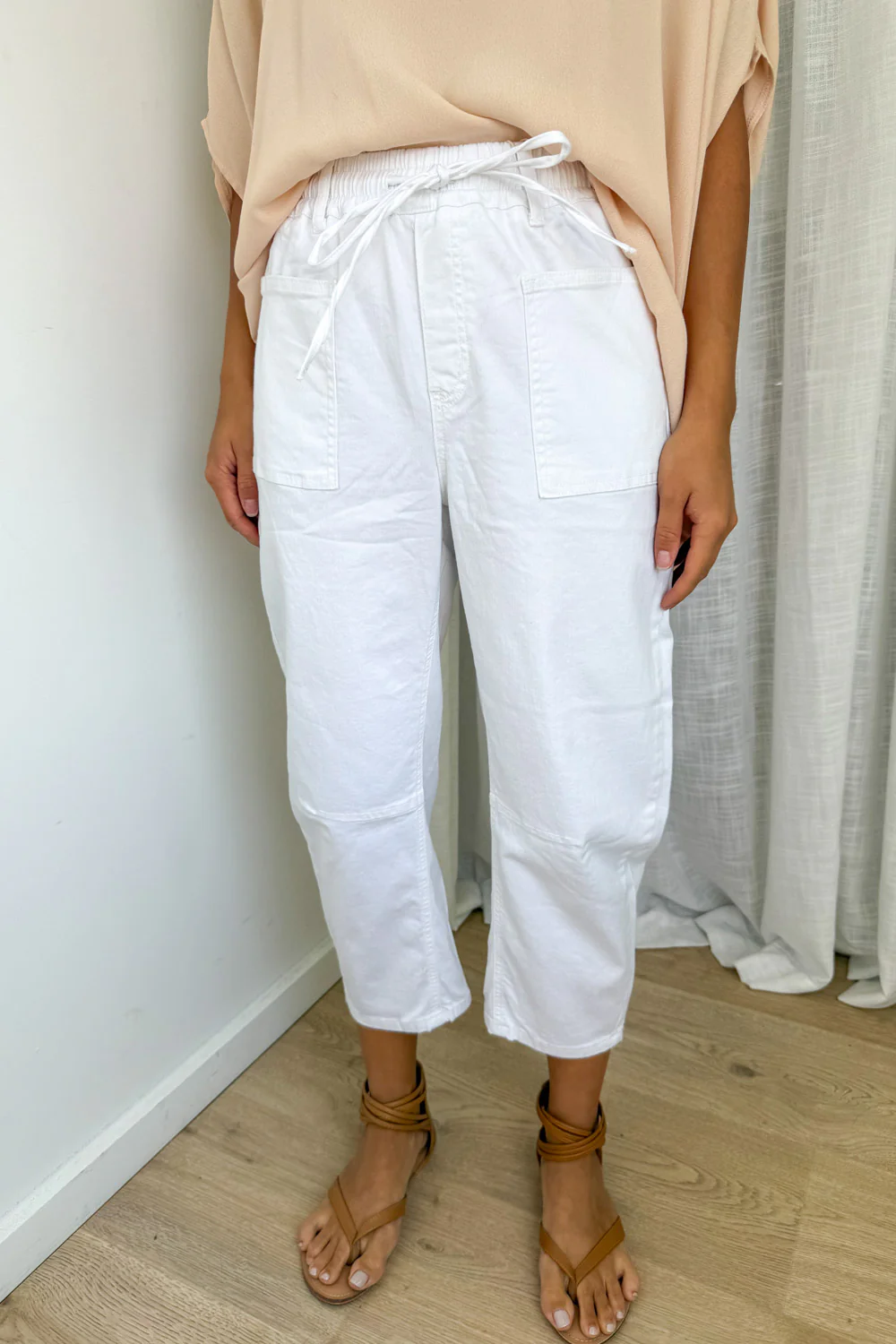 Camilla Crop Barrel Leg Jeans - White Denim - Image 3
