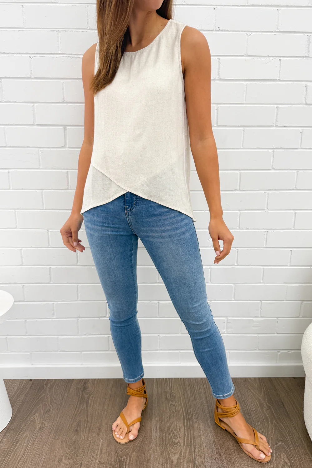 Courtney Linen Blend Top - Image 10
