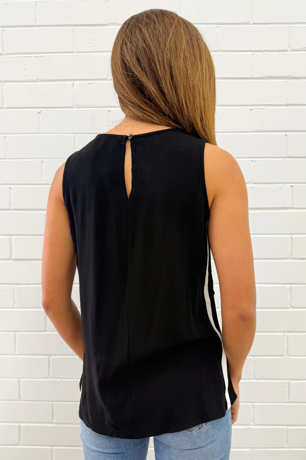 Courtney Linen Blend Top - Image 5