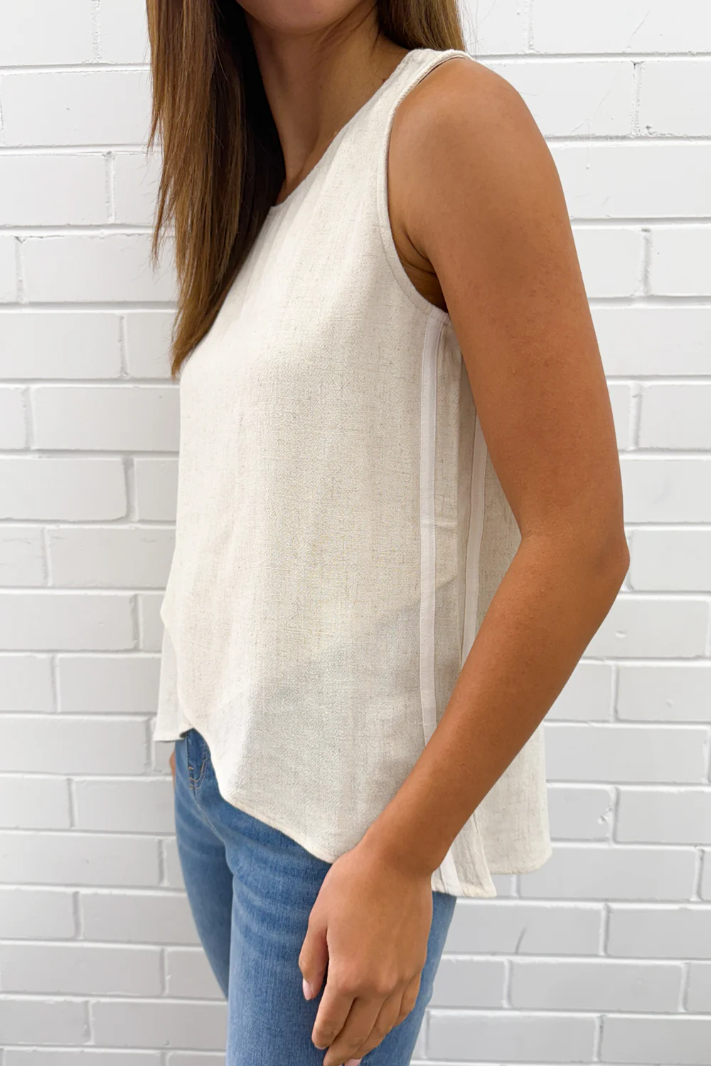Courtney Linen Blend Top - Image 7