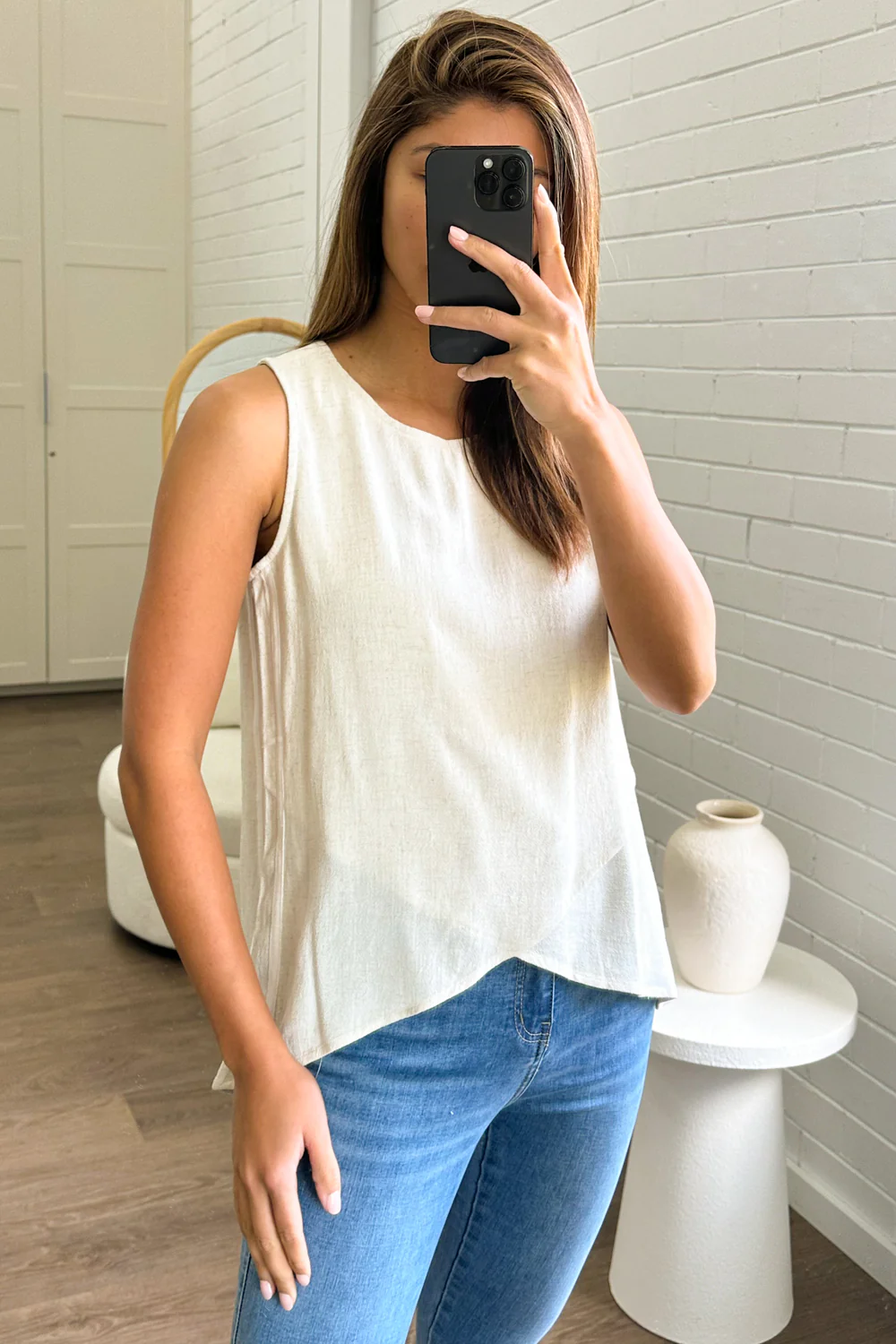Courtney Linen Blend Top - Image 9