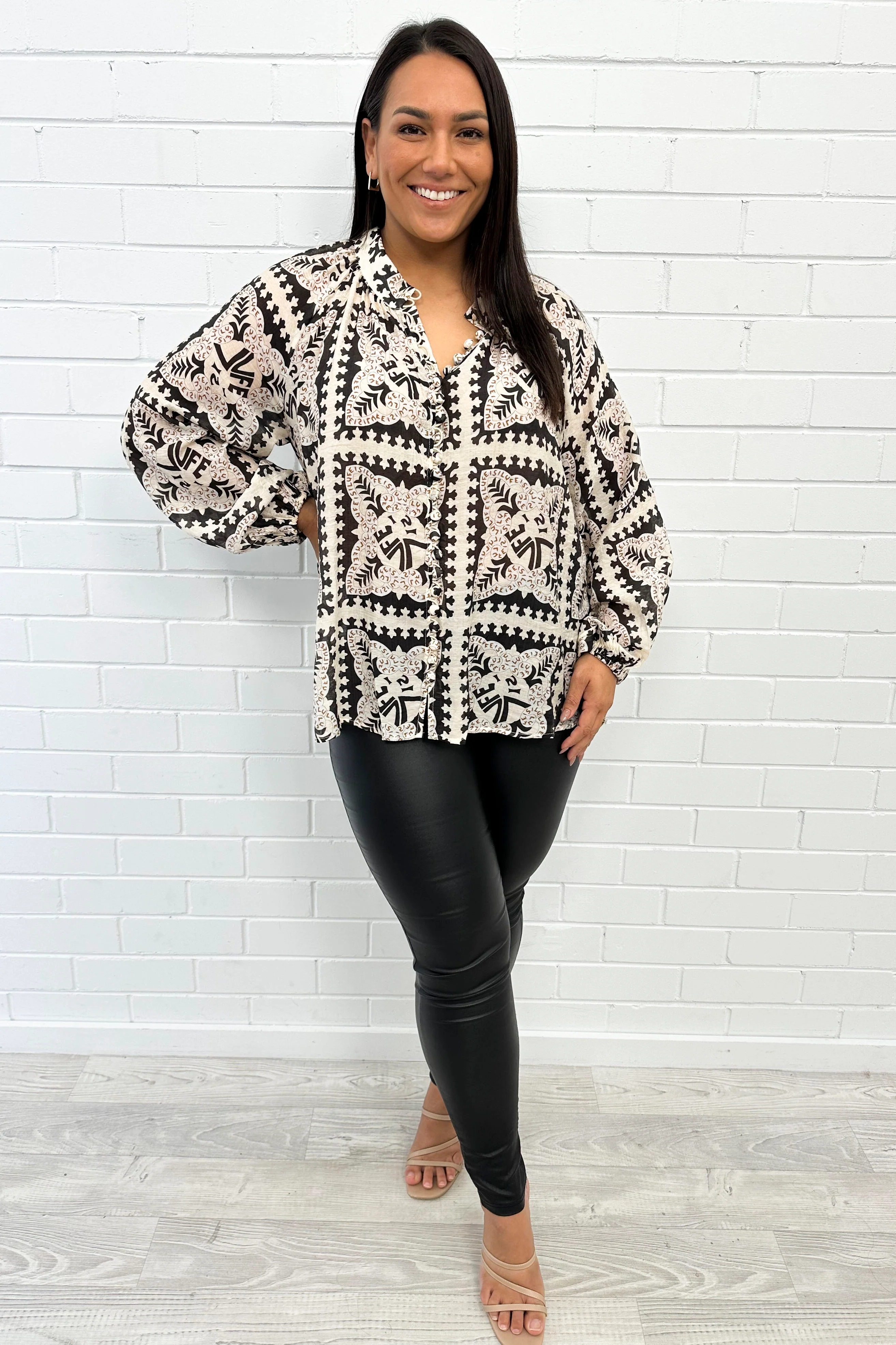Crinkle Estelle Blouse - Black Geometric - Image 12