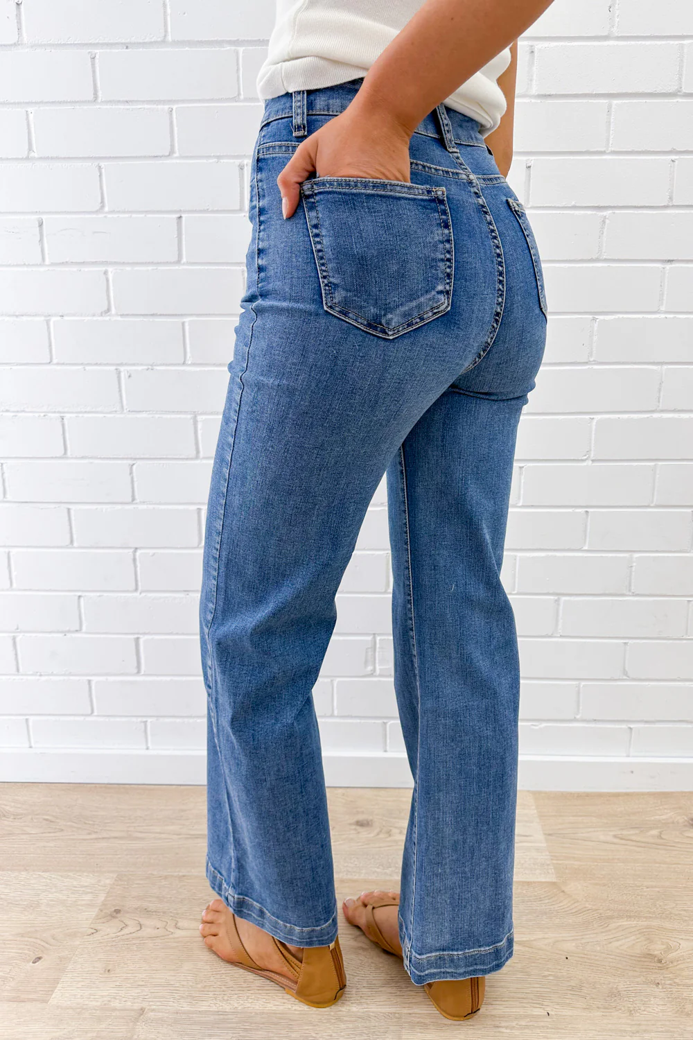 Daisy Wide Leg Jeans - Denim - Image 25