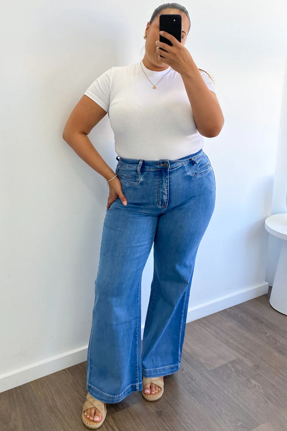 Daisy Wide Leg Jeans - Denim - Image 9