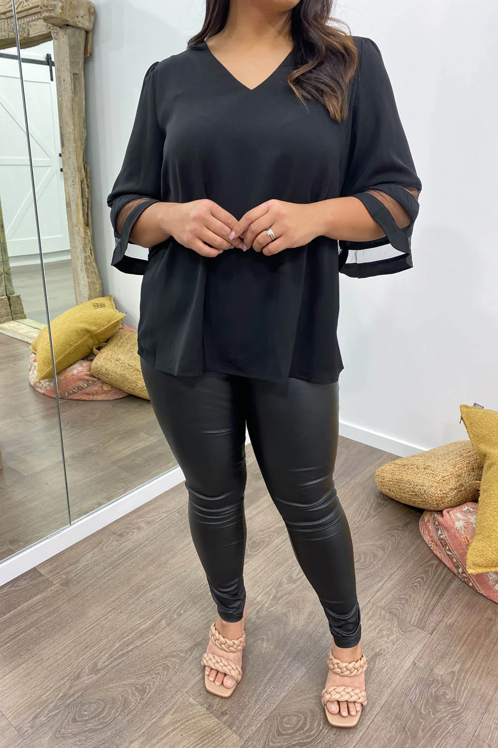 Donna Top - Black - Image 8