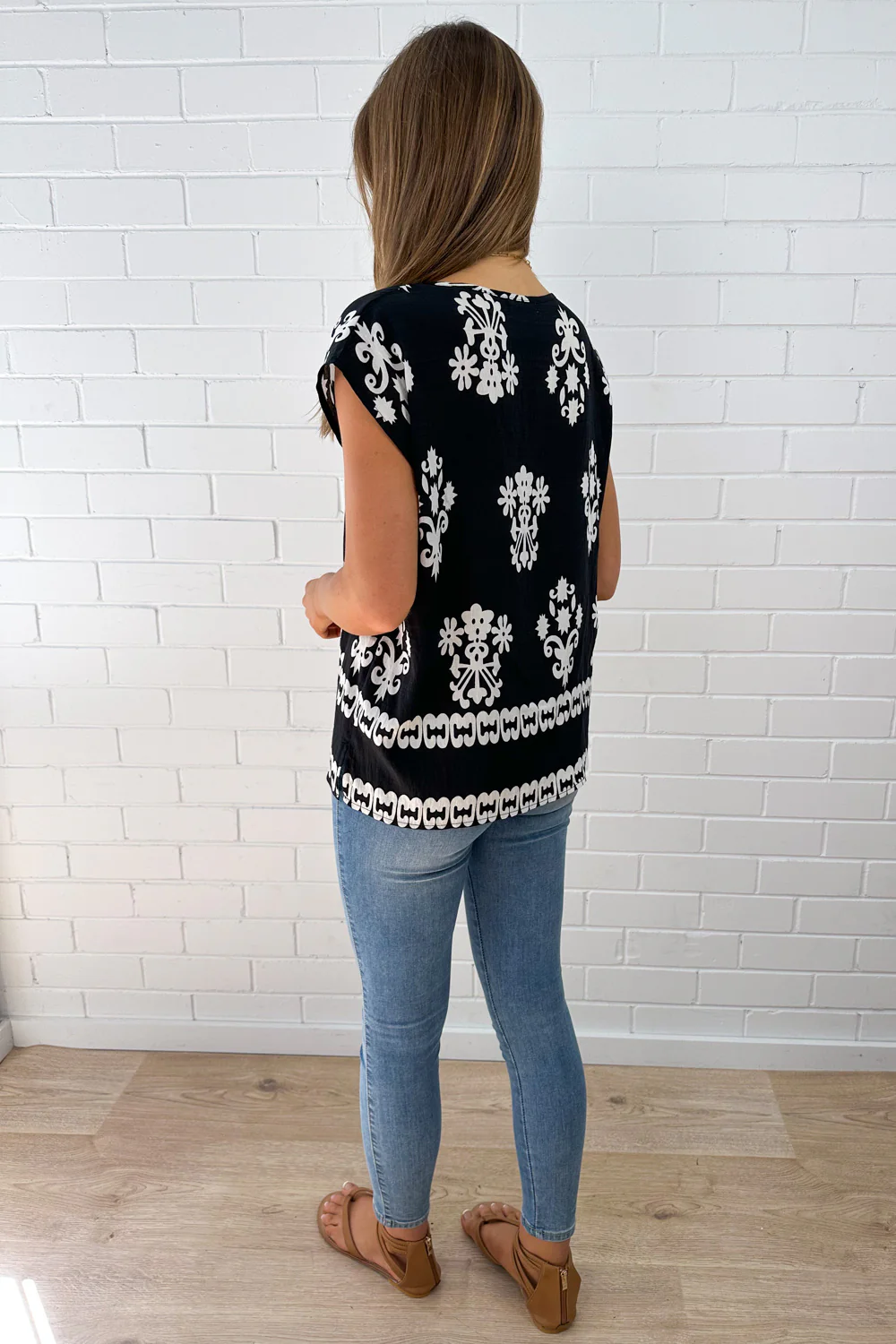 Elka Top - Black White - Image 5