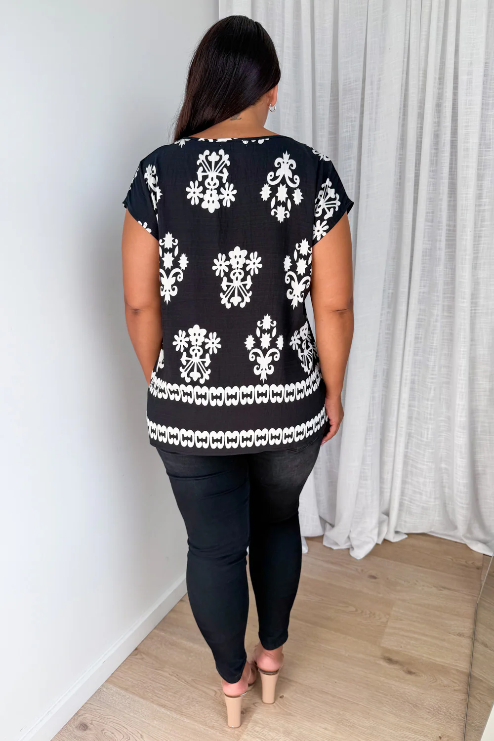Elka Top - Black White - Image 9