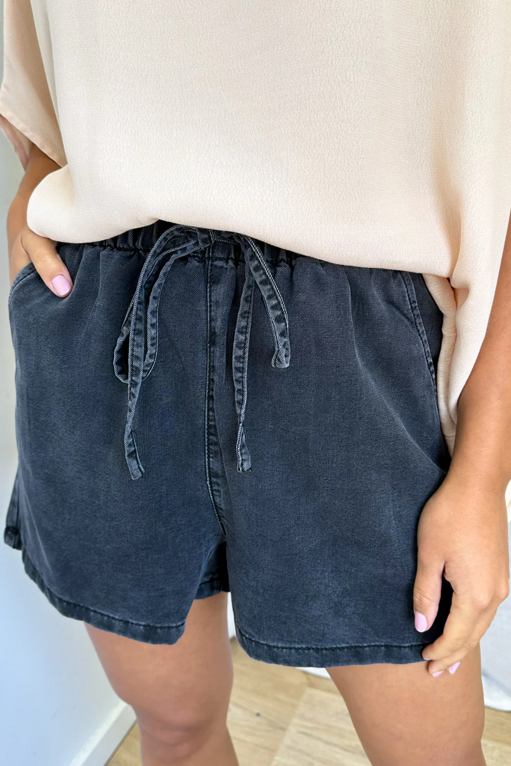 Etta Shorts - Image 24