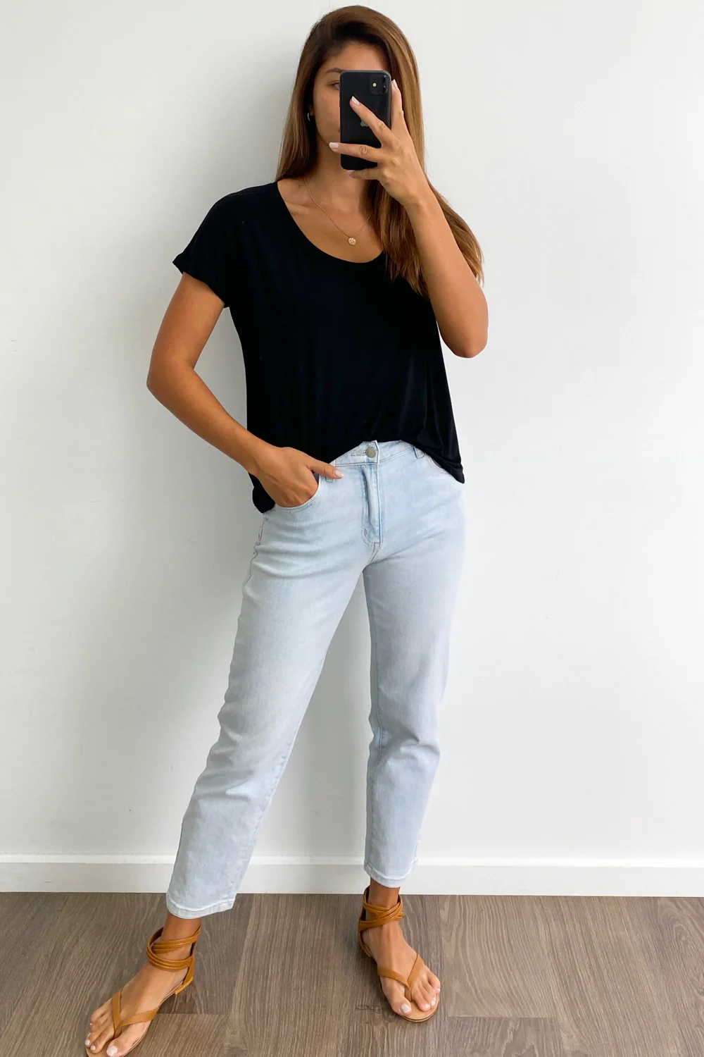 The Everyday Scoop Tee - Black - Image 2