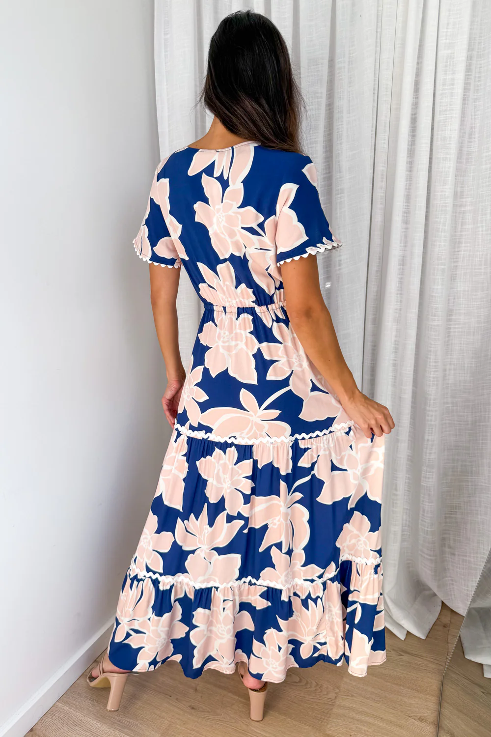 Featherlight Dress - Peach Navy Floral - Image 5