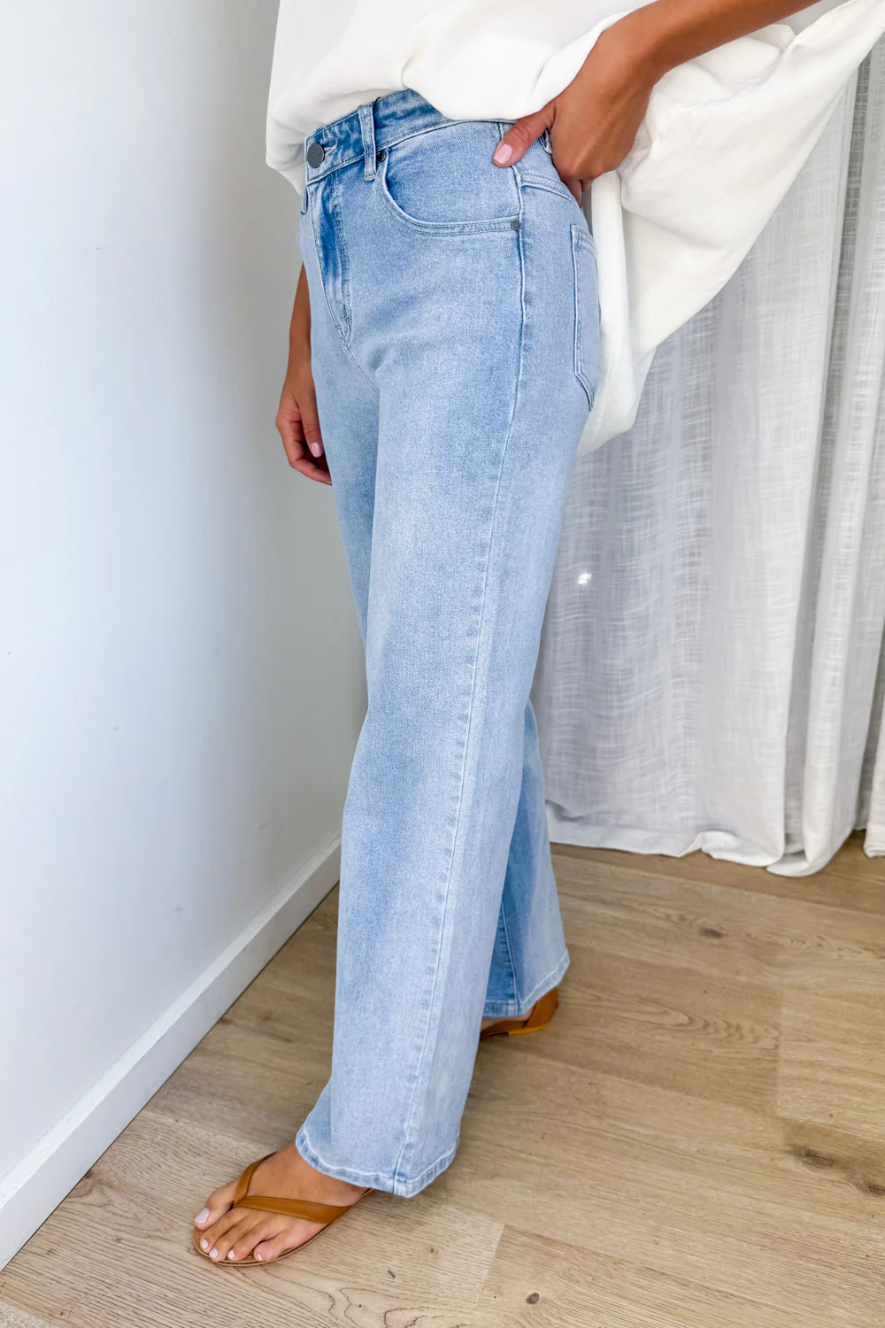 Harley Mid Rise Wide Leg Jeans - Image 4