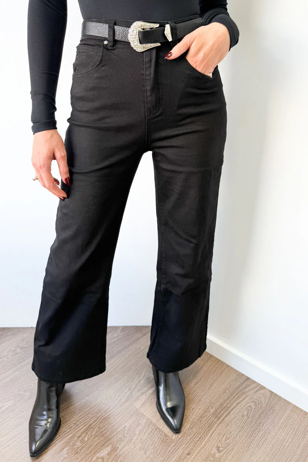 Harley Mid Rise Wide Leg Jeans - Black Denim - Image 17