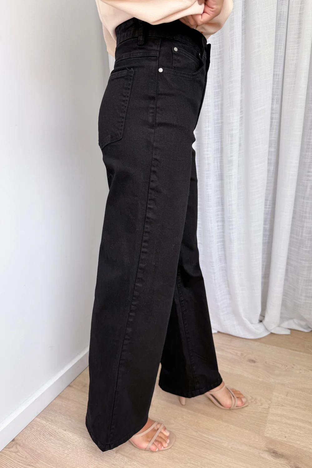 Harley Mid Rise Wide Leg Jeans - Black Denim - Image 4