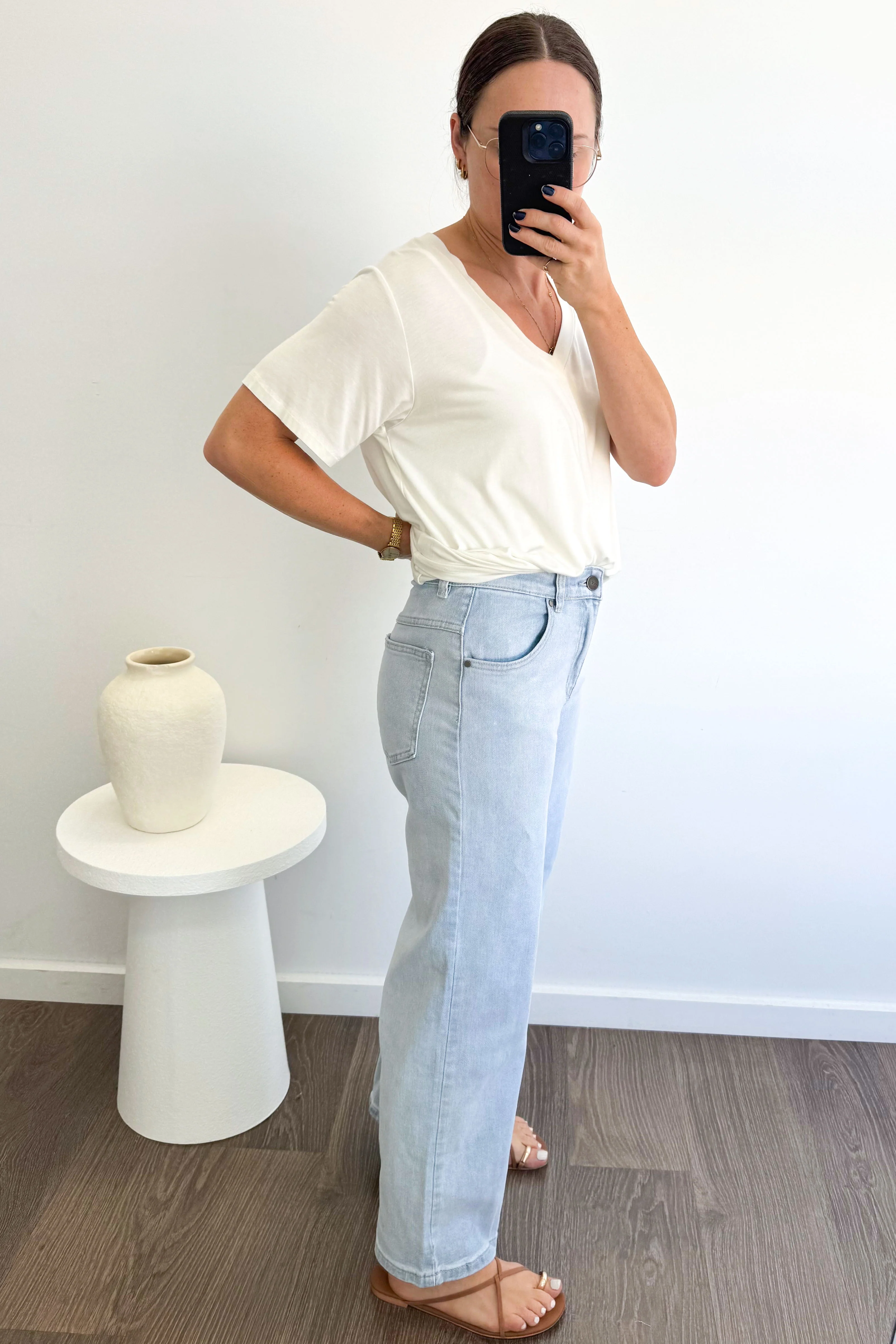 Harley Mid Rise Wide Leg Petite - Light Denim - Image 3