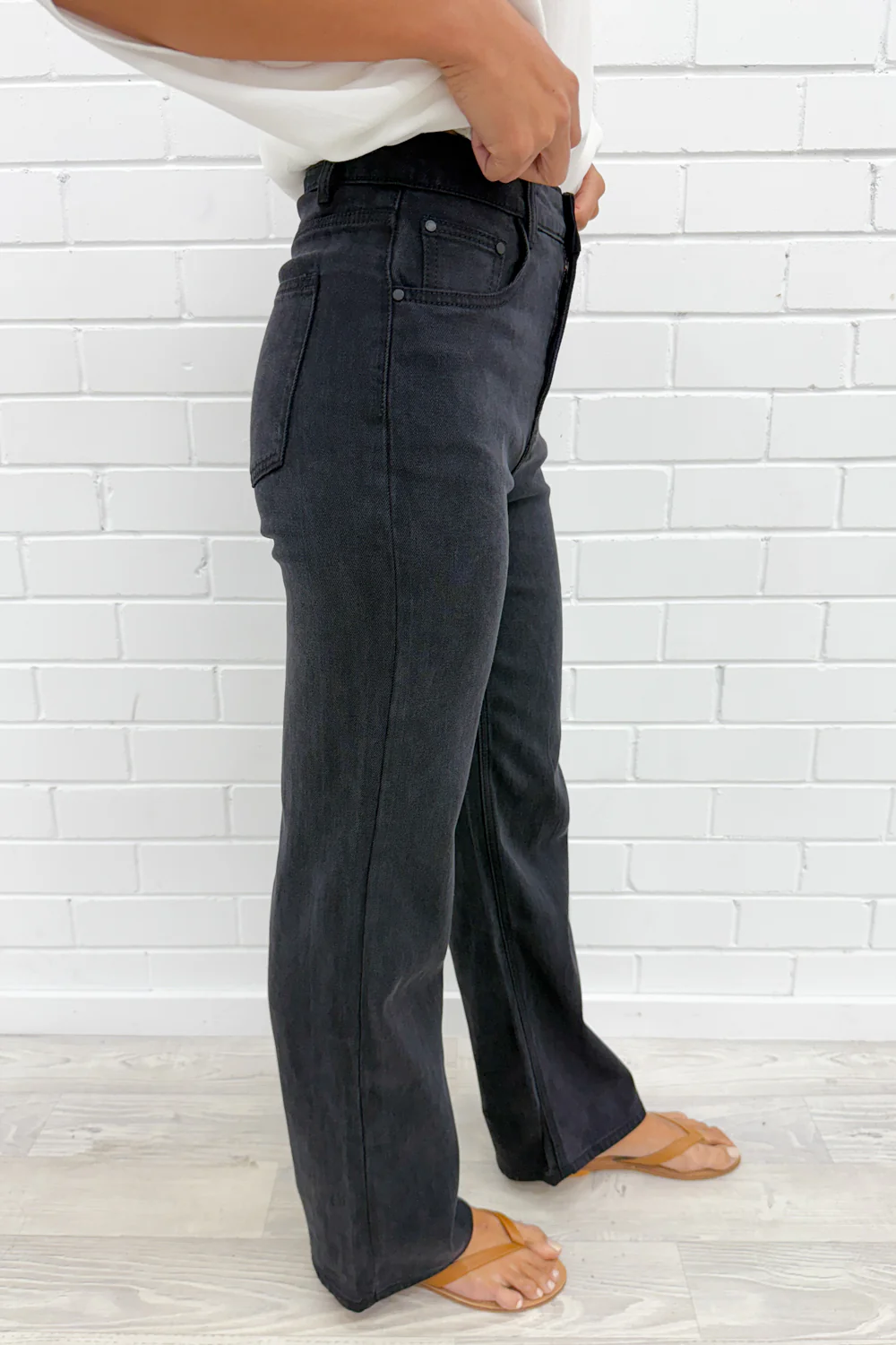 Izzy Straight Leg Jeans - Black Denim - Image 3