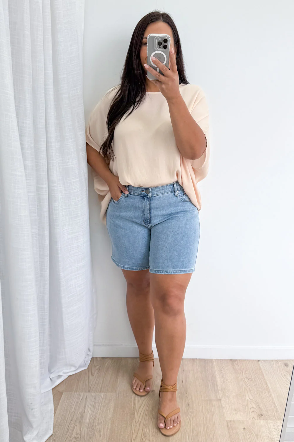 Jet Shorts - Light Denim - Image 9
