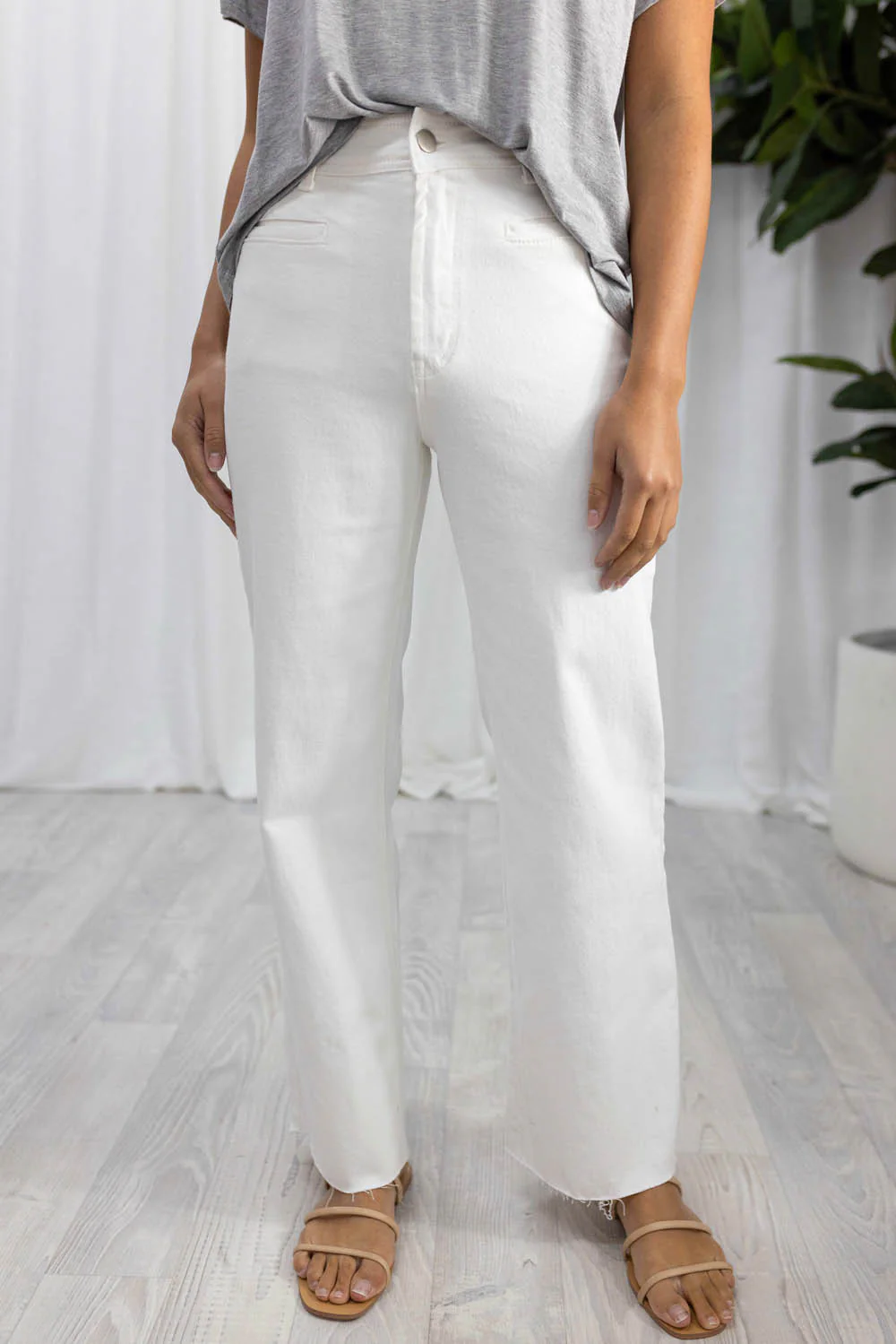 Joni Wide Leg High Rise Denim Jeans - White - Image 42