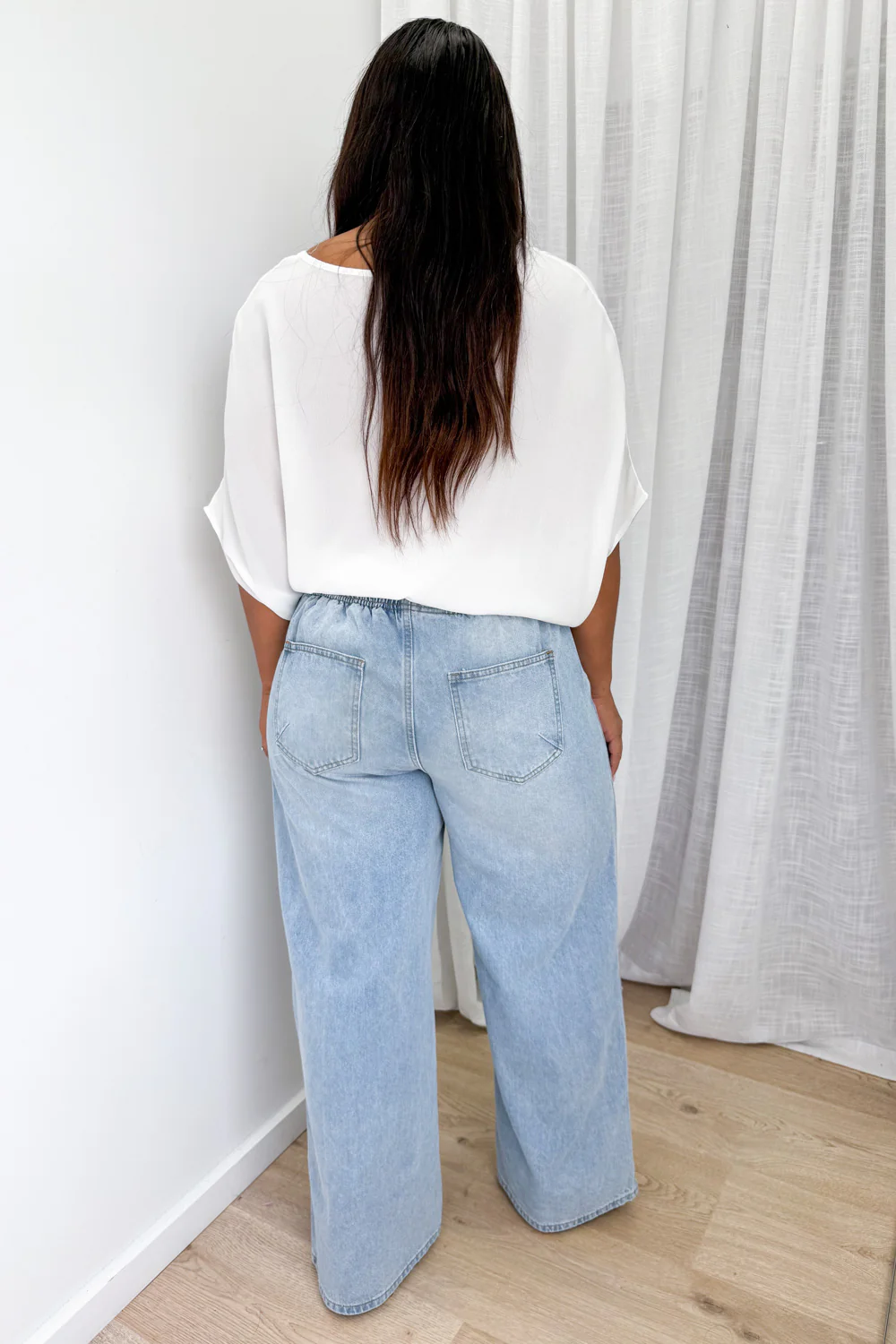 Kai High Rise Wide Leg Jeans - Light Denim - Image 12