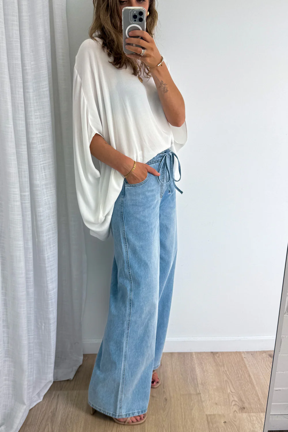 Kai High Rise Wide Leg Jeans - Light Denim - Image 3