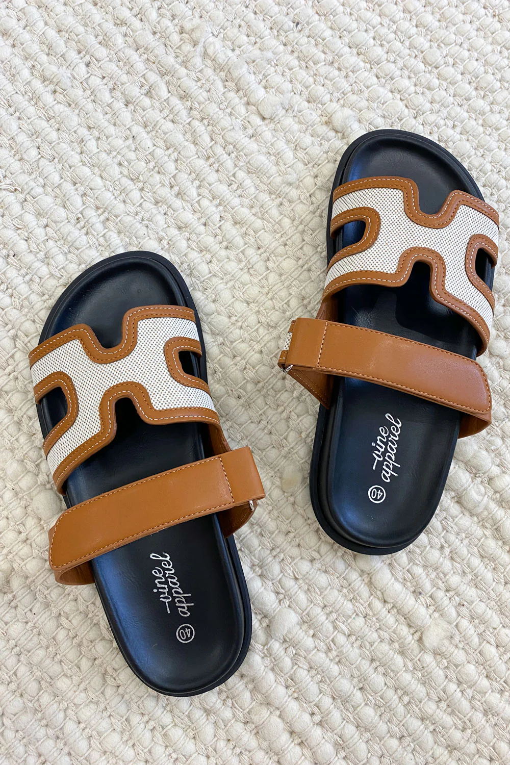 Kendra Slides - Image 4