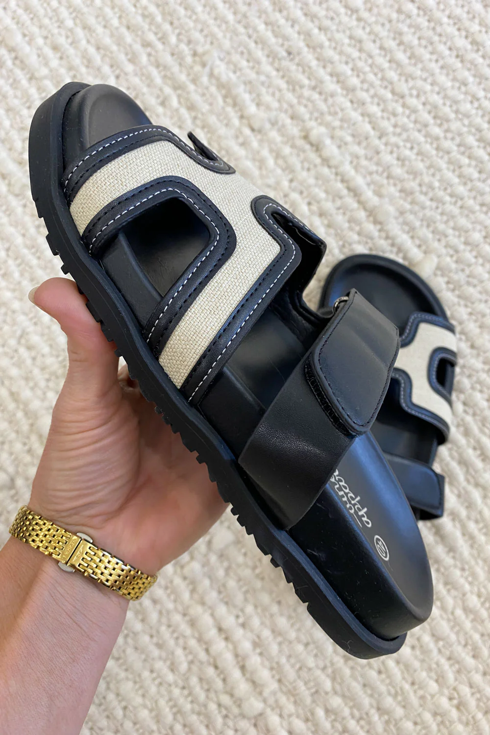 Kendra Slides - Image 9