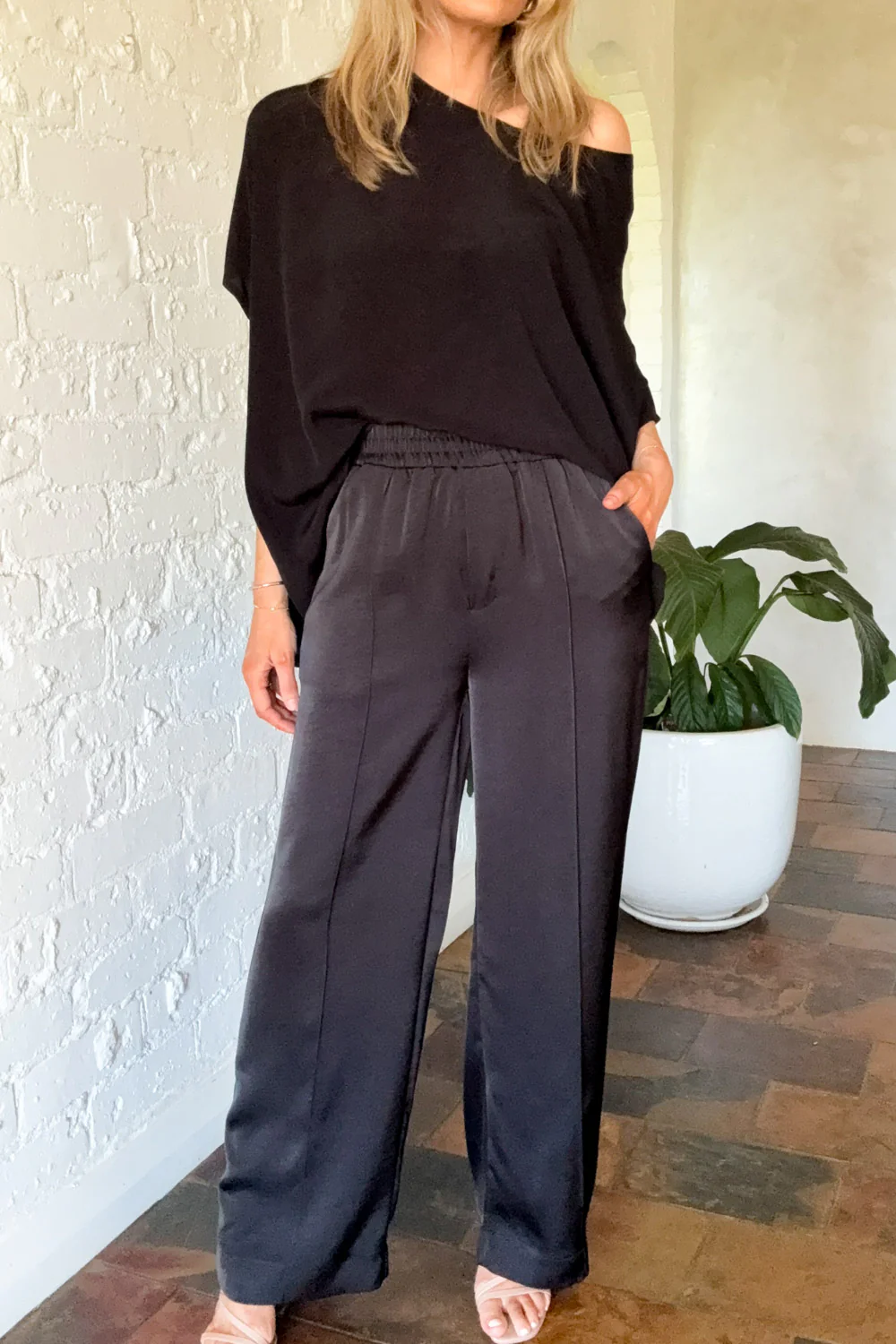 Kim Pants - Black - Image 2
