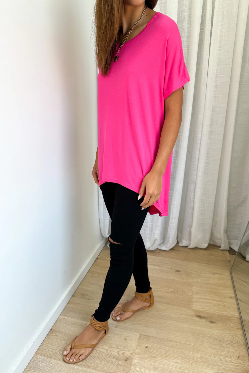 Kylie Tee - Lipstick Pink - Image 4