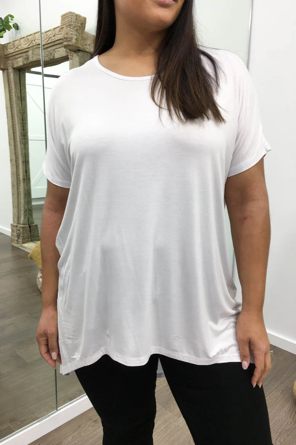 Kylie Tee - White - Image 19