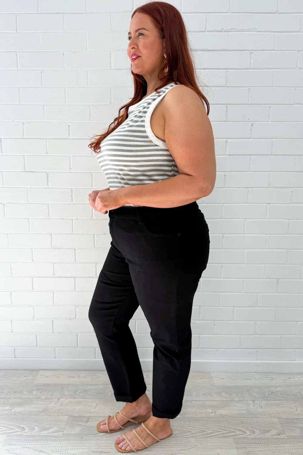 Mum Babe Straight Leg Jeans - Black Denim - Image 10