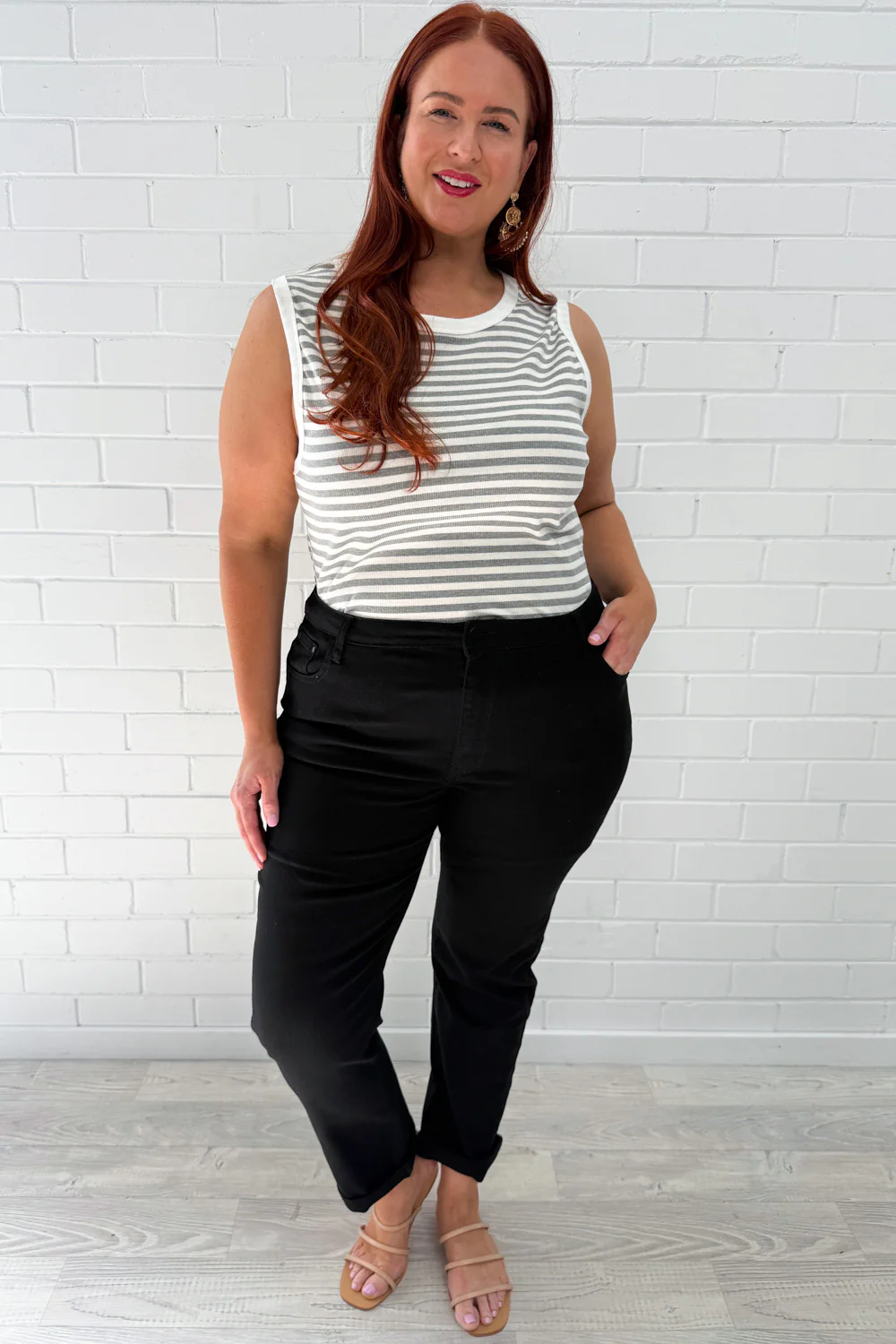Mum Babe Straight Leg Jeans - Black Denim - Image 8