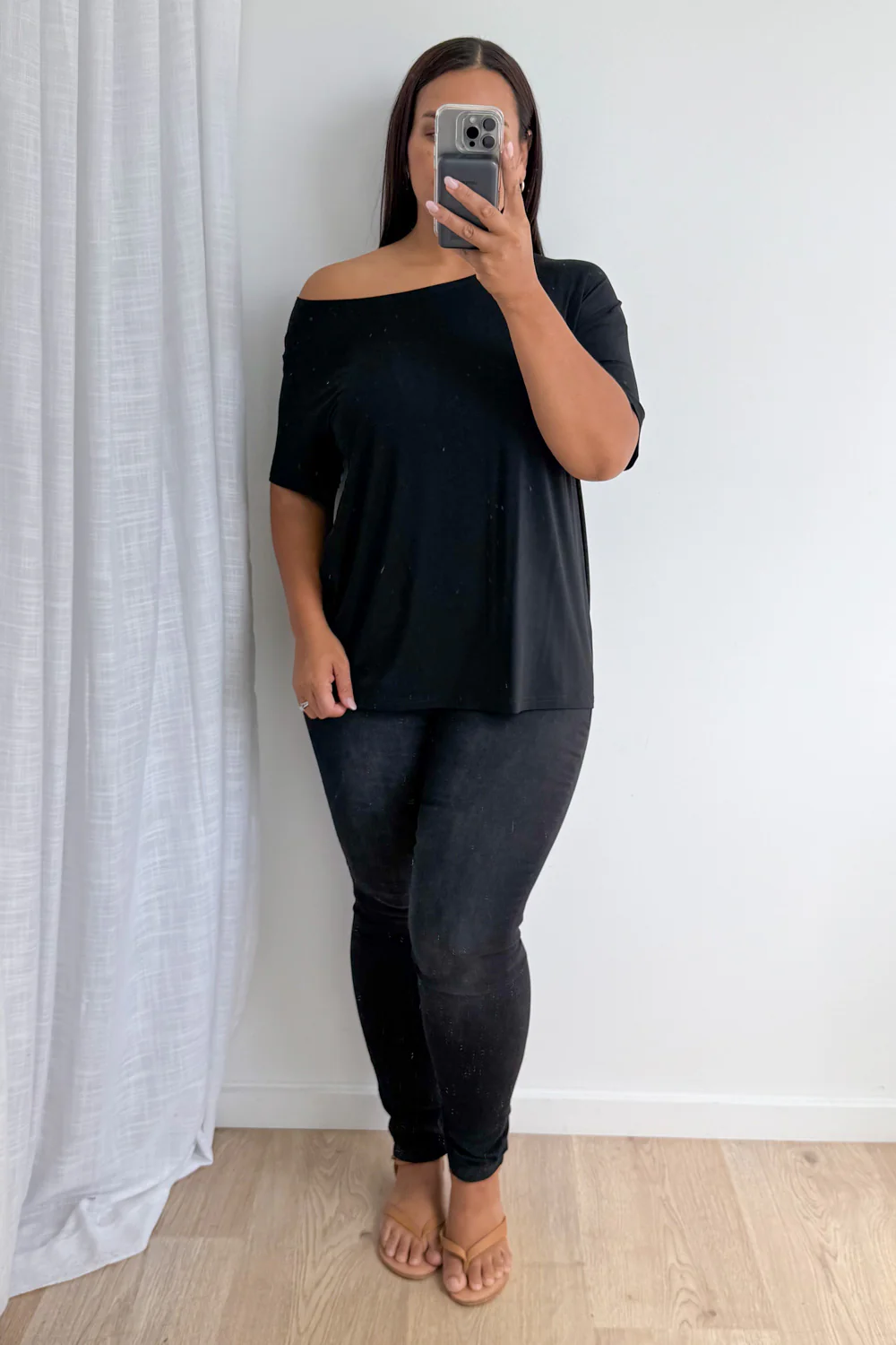 Muse Lounge Top - Black - Image 12
