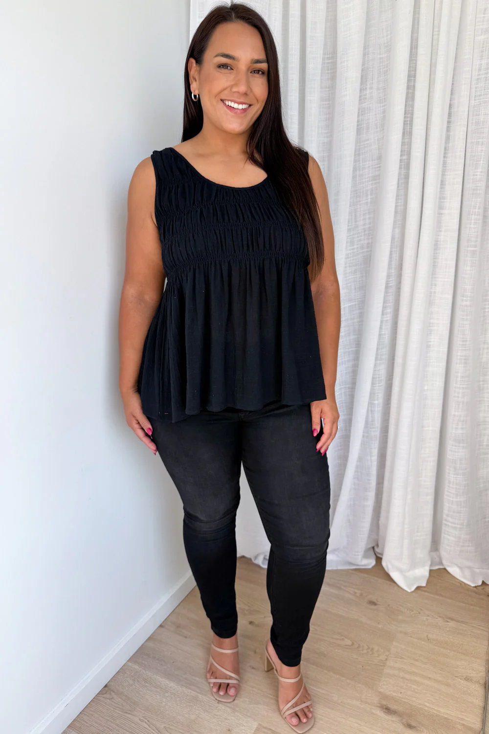 Noa Top - Black - Image 10