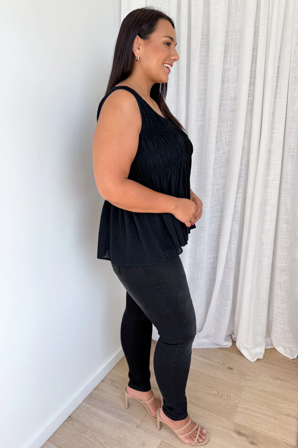 Noa Top - Black - Image 11
