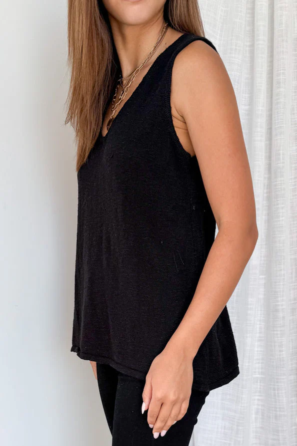 Orla Knit - Image 36