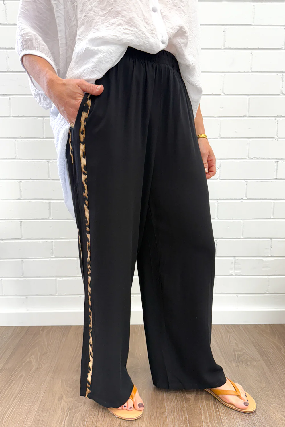 Page Pants Petite - Image 5