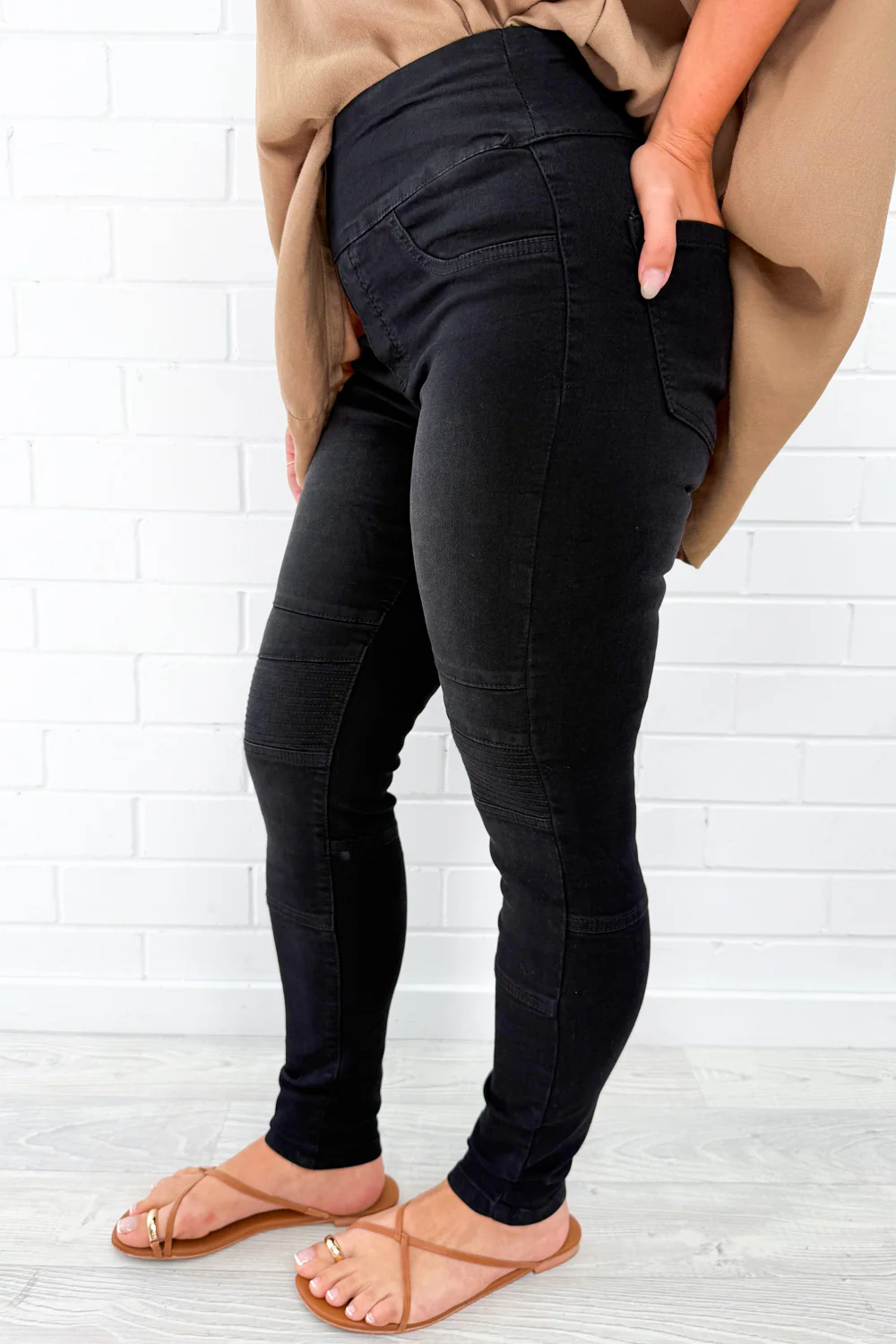 Panel Skinny Jeans Petite - Black - Image 6