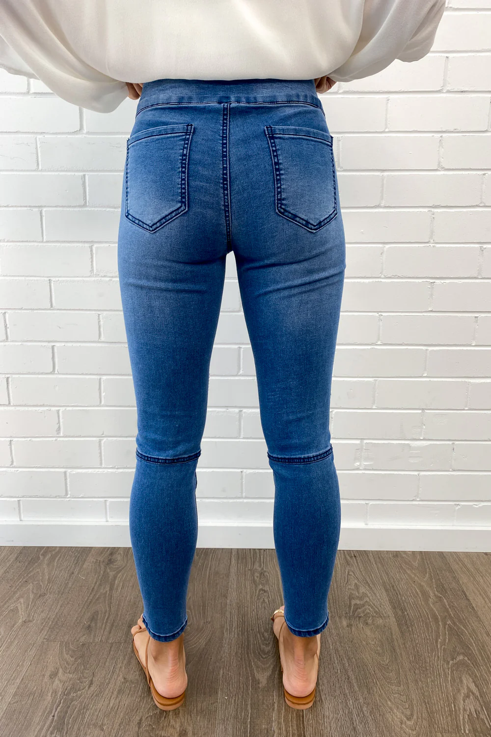 Panel Skinny Jeans Petite - Mid Denim - Image 14