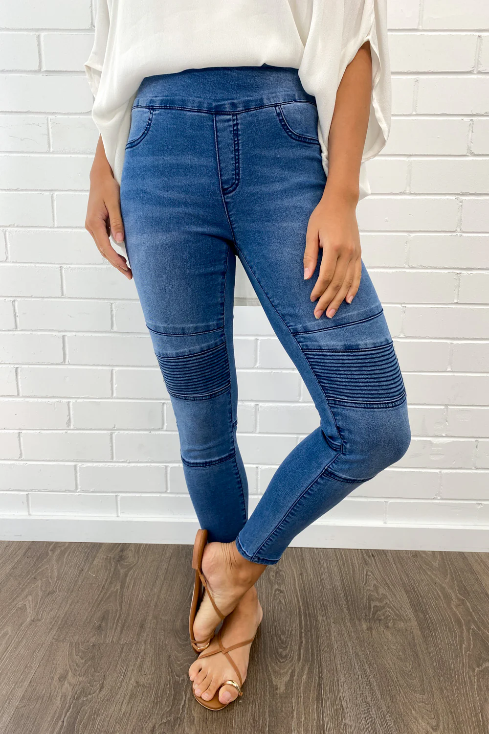 Panel Skinny Jeans Petite - Mid Denim - Image 17