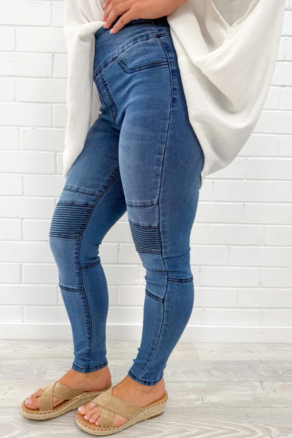 Panel Skinny Jeans Petite - Mid Denim - Image 4